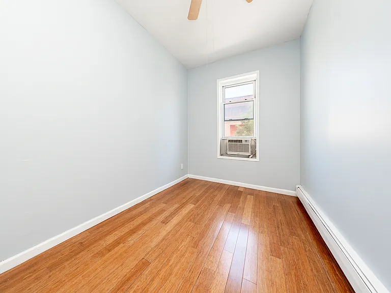 33-34 9th St #1 — Photo 5
