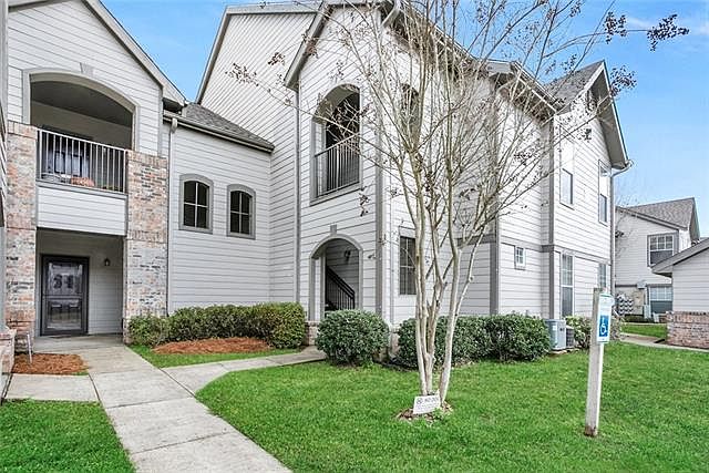 1st image of 350 Emerald Forest Blvd APT 1
