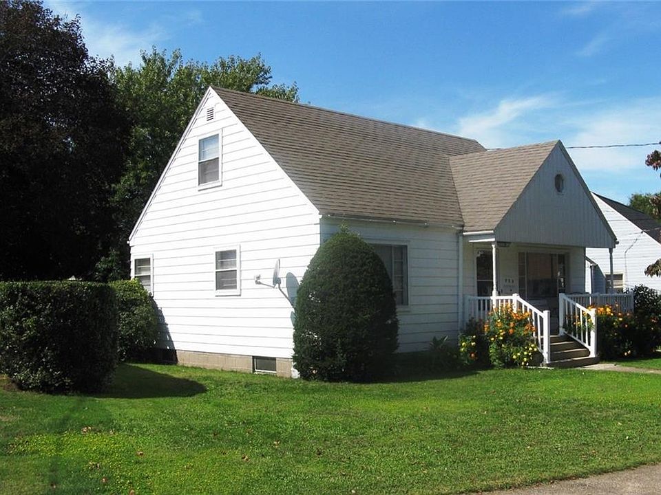 1st image of 924 Evergreen Dr