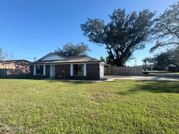 5204 Park St, Panama City, FL 32404