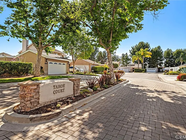 24295 Tahoe Ct — Photo 26