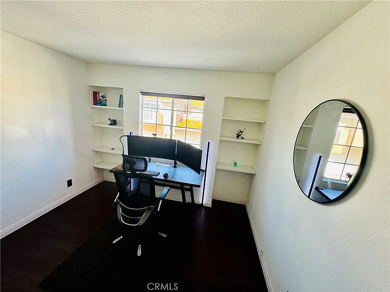 2444 Paseo Circulo — Photo 12