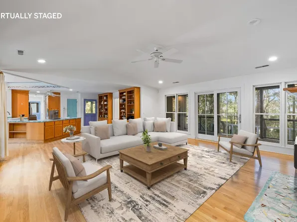 17 Middleton Oaks Rd, Charleston, SC 29414