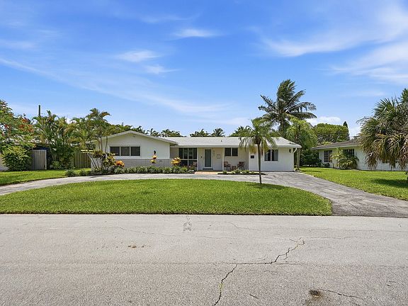 5th image of 807 SE 9 Terrace