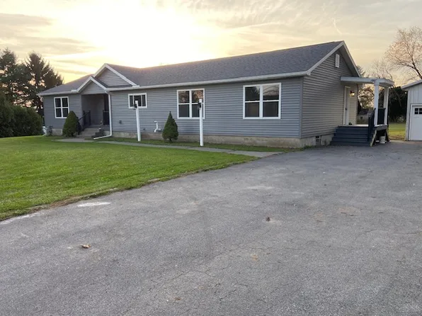 323 Newport Rd, Utica, NY 13502