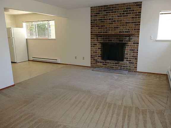 4th image of 1727 NW 58th St #1727B