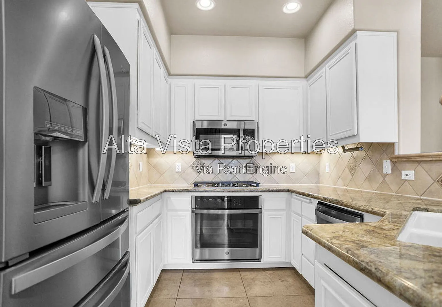 2 bed, 2.0 bath, 1094 sqft, $3,349 — Photo 3