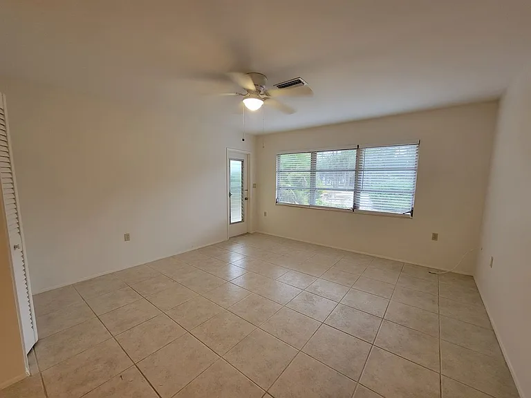 513 Manatee Court — Photo 5