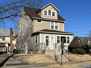 379 2nd Ave, Lyndhurst, NJ 07071