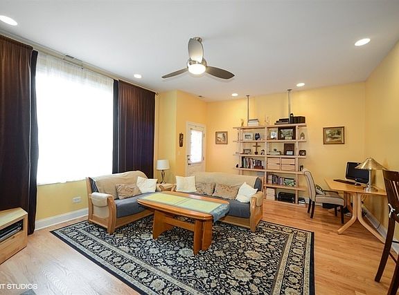 3rd image of 3446 N Harlem Ave APT 1
