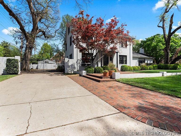 Listing photo 3