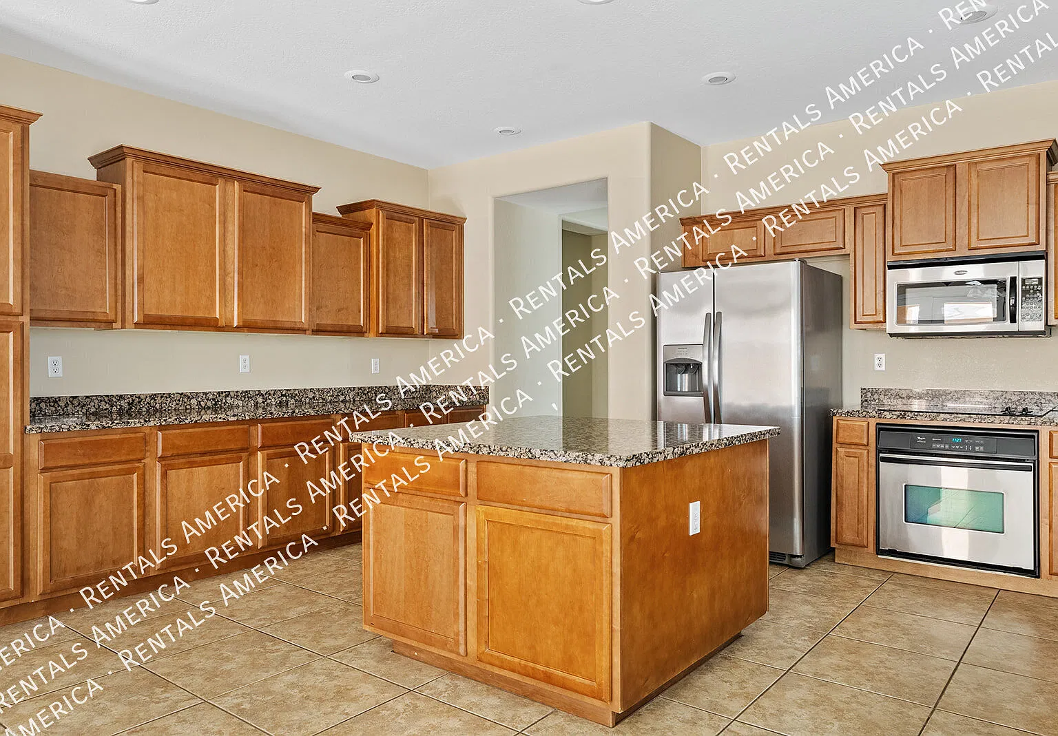 Beautifully Updated Chandler Home with Fresh Paint Inside and Out! — Photo 3