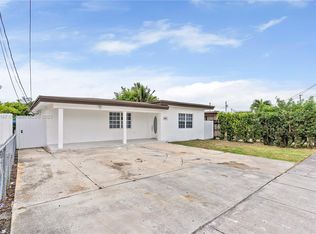 8921 SW 34th St, Miami, FL 33165