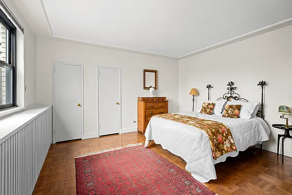 Sold by Corcoran | media 15