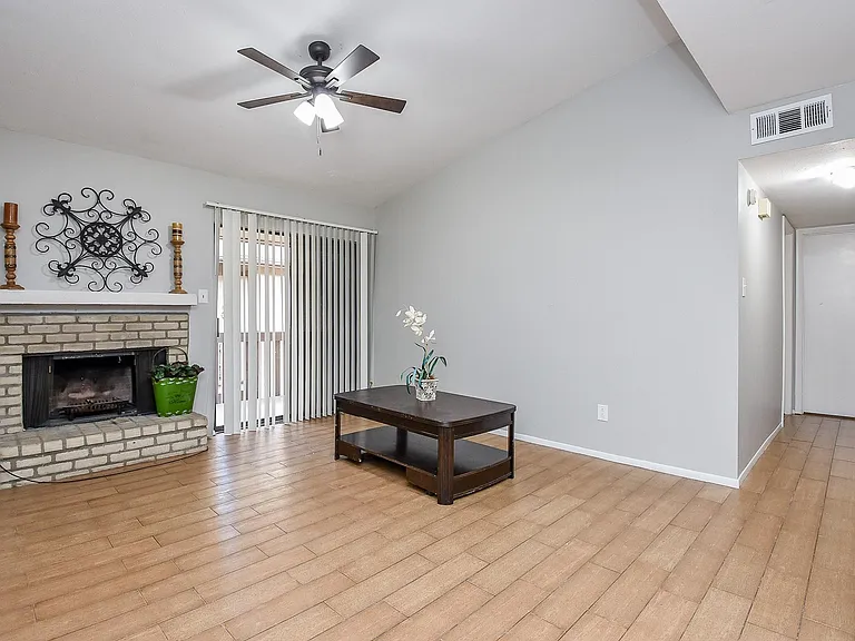 5000 Milwee St #74 — Photo 4