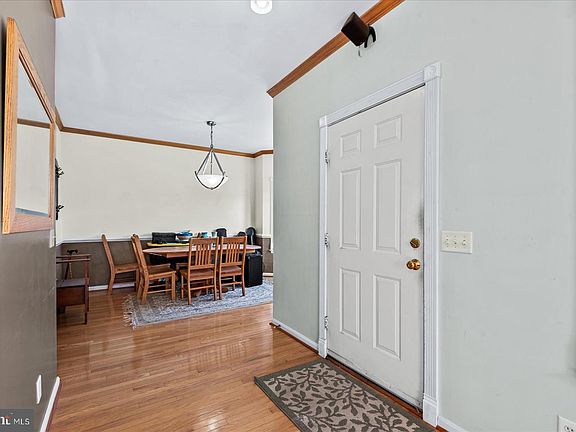 5th image of 12201 Stonehenge Dr