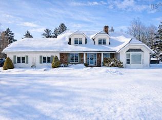 185 Dorsay Rd, East Amherst, NS B4H 3Y2