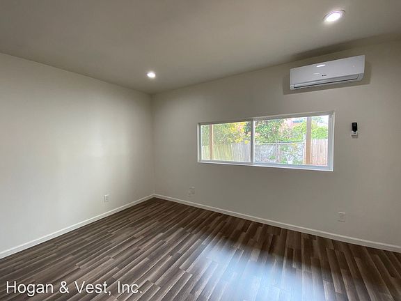 2nd image of 2126 Clement St