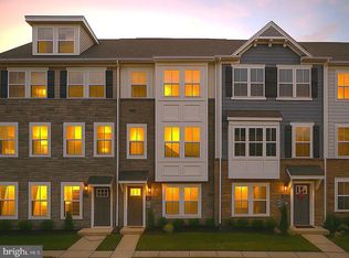 10691 Millport St, White Plains, MD 20695