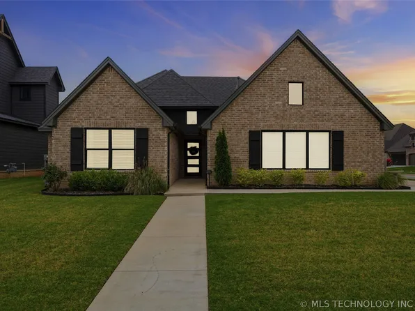 5804 E 127th St S, Bixby, OK 74008