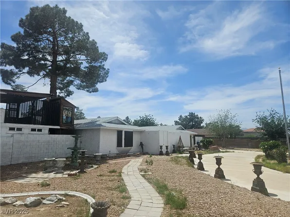 6215 Darby Ave, Las Vegas, NV 89146