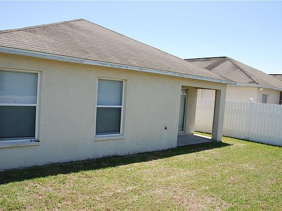 3rd image of 511 Lindsay Anne Ct