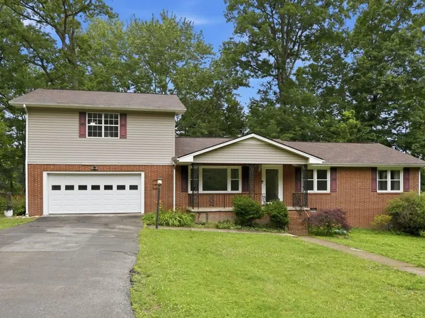 1306 Brockton Dr, Signal Mountain, TN 37377