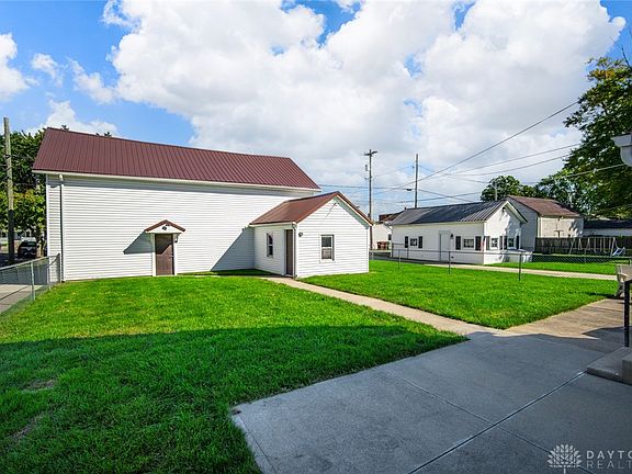 3rd image of 650 Boone St