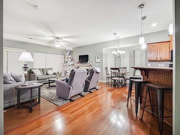 5th image of 107 Residence Ln #4