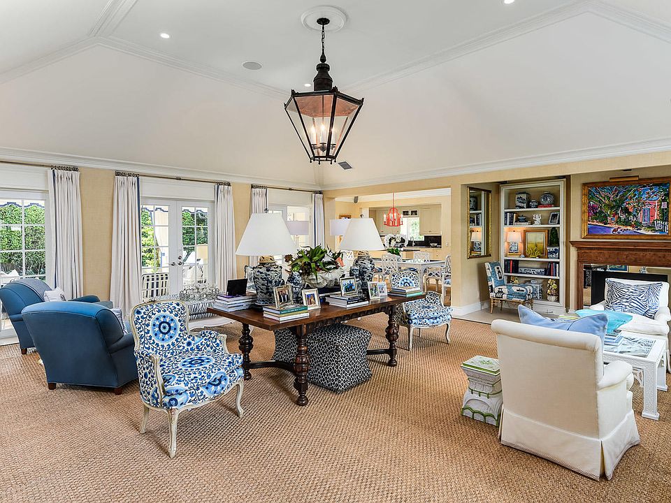 118 Via Vizcaya, Palm Beach, FL 33480 Zillow