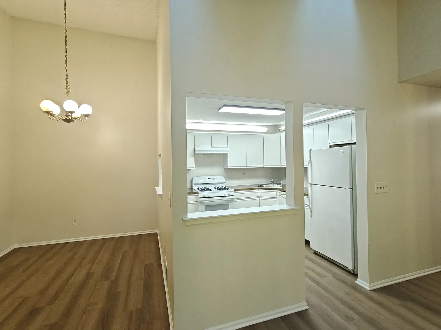 2 bed, $1,995 — Photo 2