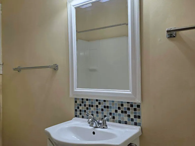 517 Lima Ave — Photo 9