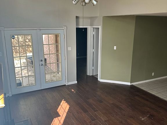 5th image of 1911 Lee Dr