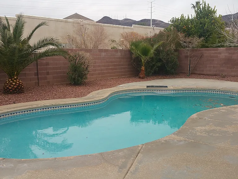 4 Split Hoove Ct — Photo 1