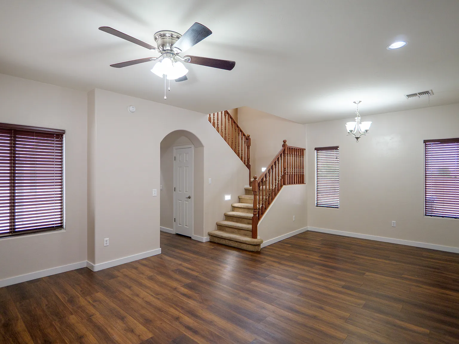 3 bed, 2095 sqft, $2,095 — Photo 4