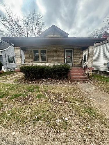 1310 Earl Ave Photo 1
