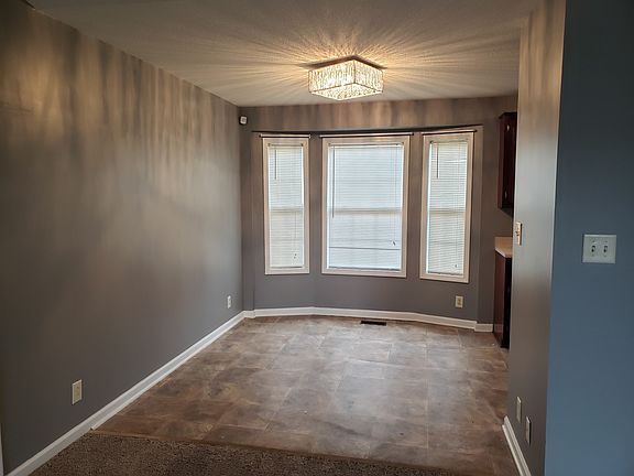 3rd image of 1341 Chucker Dr
