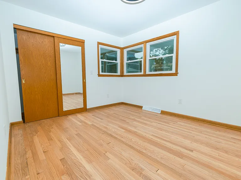 11120 W Mallory Ave — Photo 9