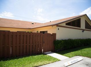 1091 Summit Place Cir APT A, West Palm Beach, FL 33415