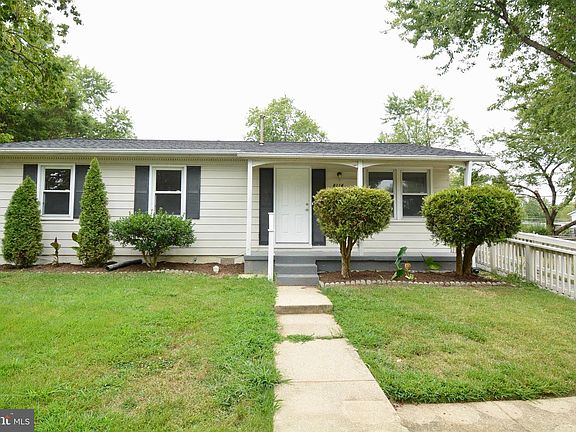 4th image of 8114 Steadman St