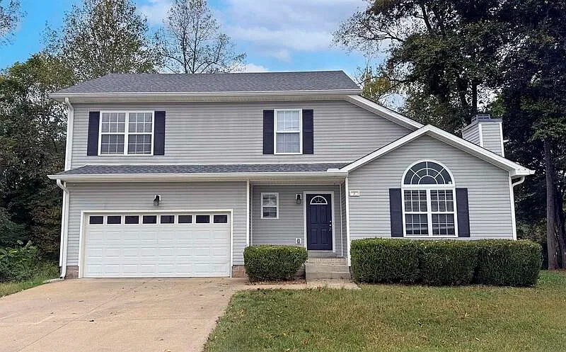 4 bed, 2.5 bath, 1801 sqft, $1,930 — Photo 1