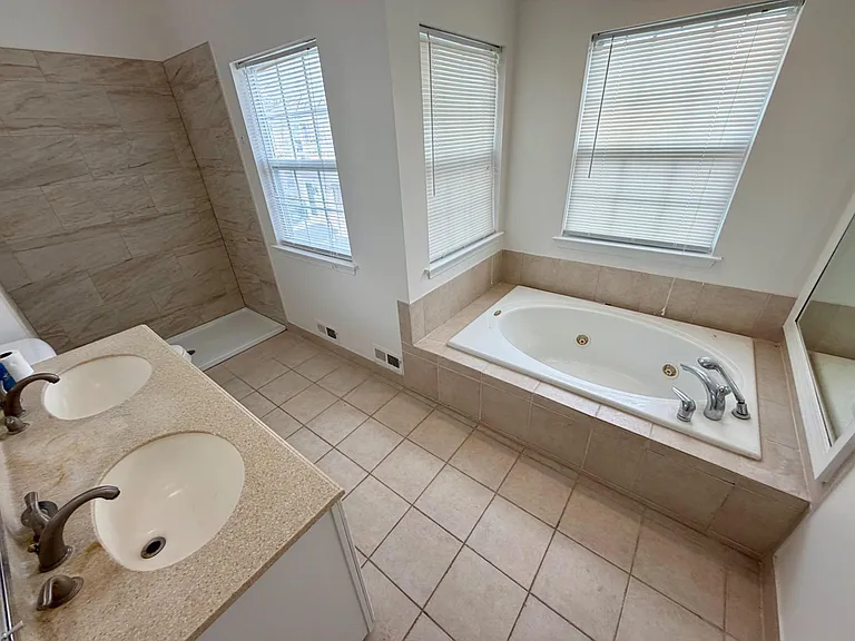 113 Broadleaf Pl — Photo 21