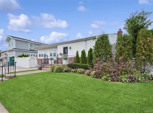 2 Leamington St, Long Beach, NY