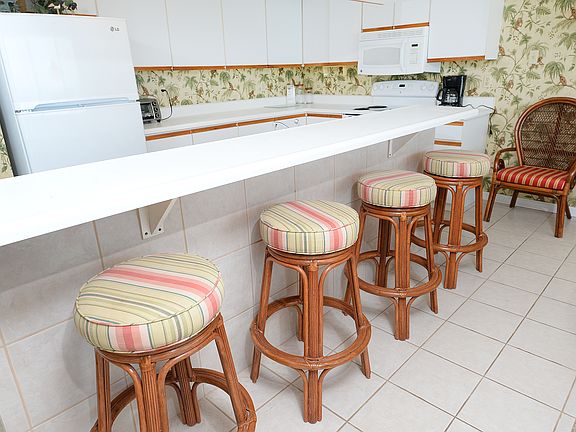 4th image of 6905 Thomas Dr Unit 606