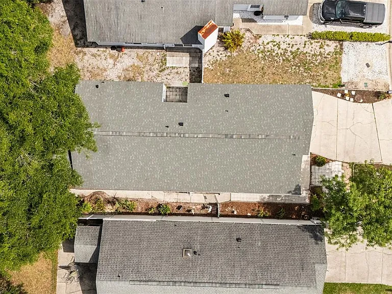 106 Lamplighter Dr — Photo 31