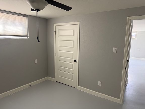 5th image of 19 Bonfoy Ave #B