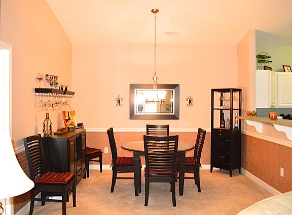 Dramatic, vaulted dining