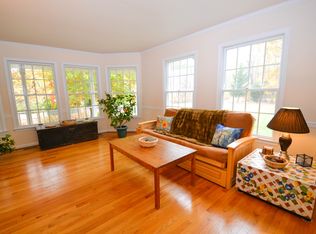 4827 Avery Rd, Shady Side, MD 20764