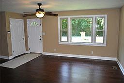 2nd image of 1729 Skelton Dr
