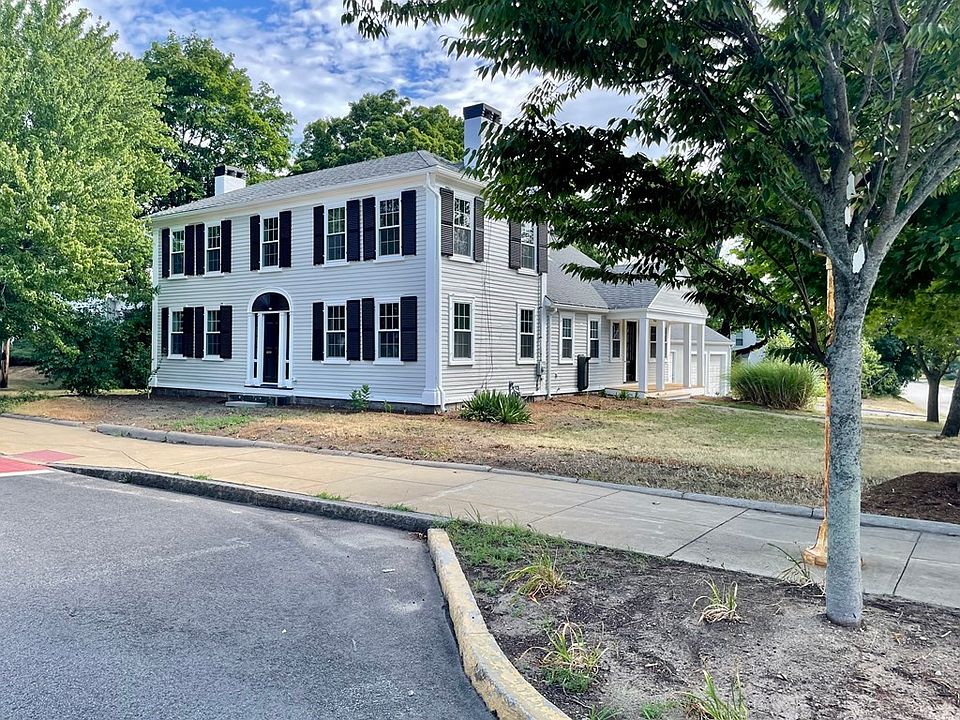 393 Union St, Rockland, MA 02370 Zillow